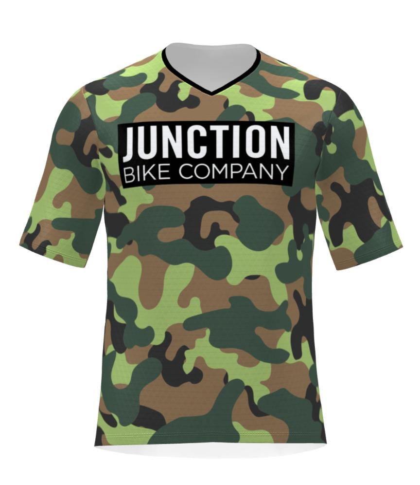 JBCO camo v neck