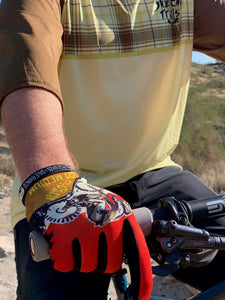 Go Medium by Sketchy Trails