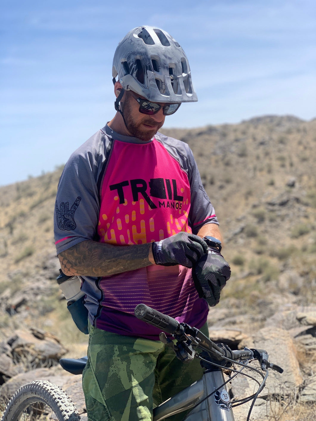 Trail Manos Unisex @NTIDOTE Jersey